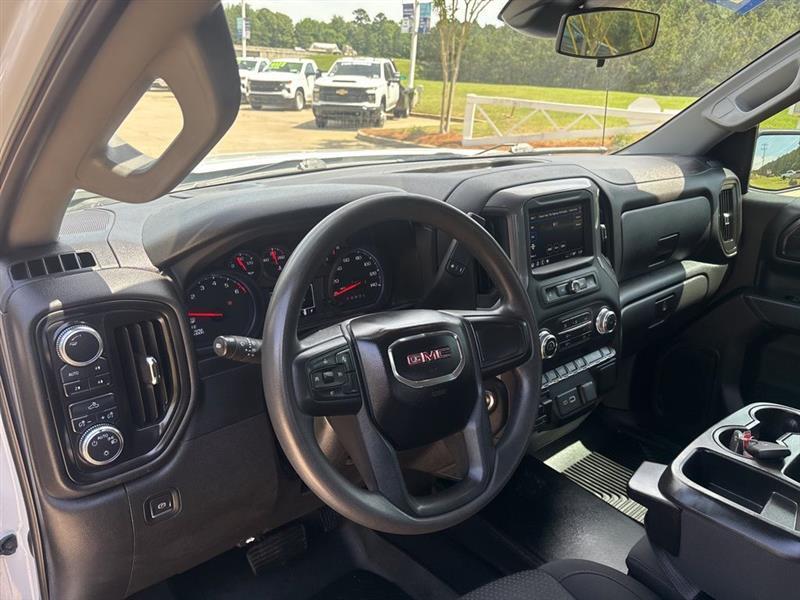 GMC Sierra 1500 Pro Double Cab 4WD 2023