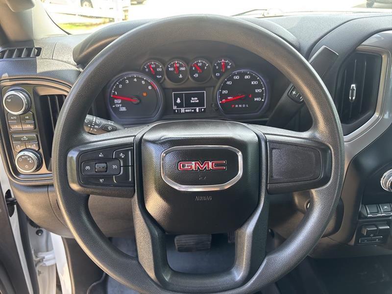 GMC Sierra 1500 Pro Double Cab 4WD 2023