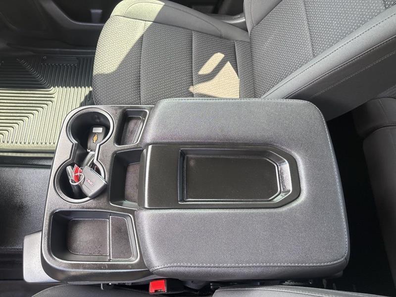 GMC Sierra 1500 Pro Double Cab 4WD 2023