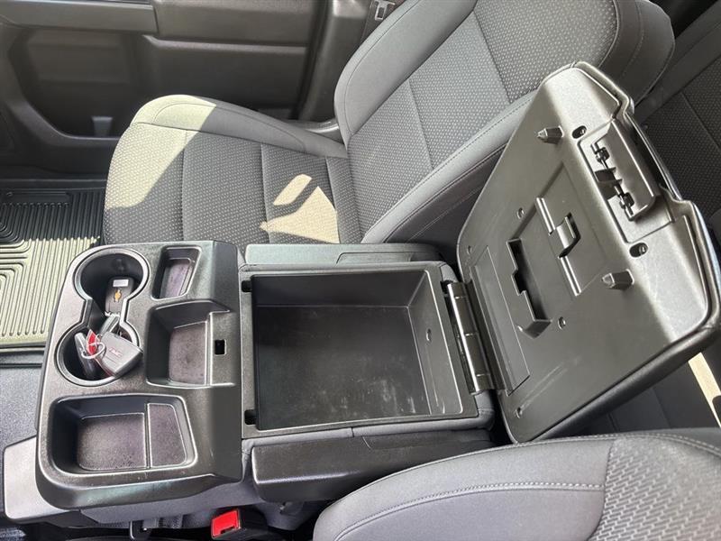 GMC Sierra 1500 Pro Double Cab 4WD 2023