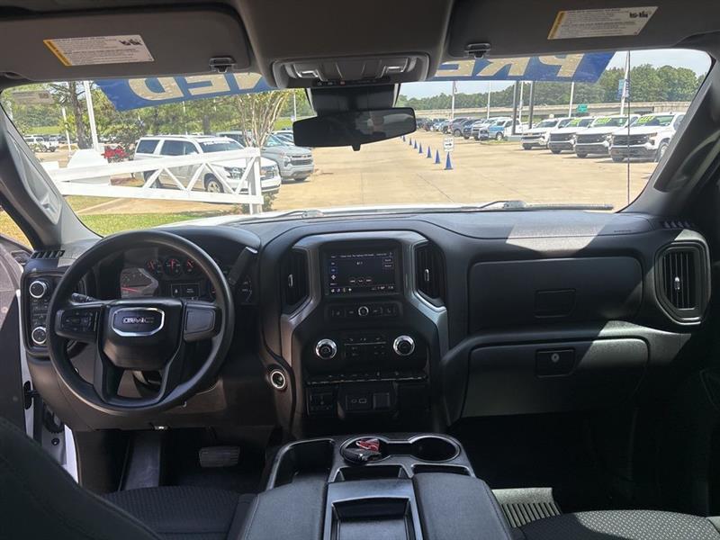 GMC Sierra 1500 Pro Double Cab 4WD 2023