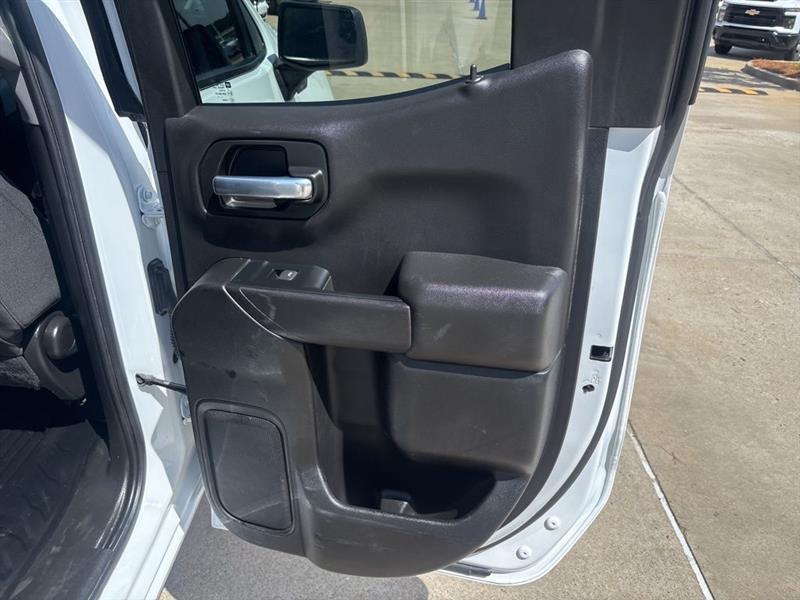 GMC Sierra 1500 Pro Double Cab 4WD 2023