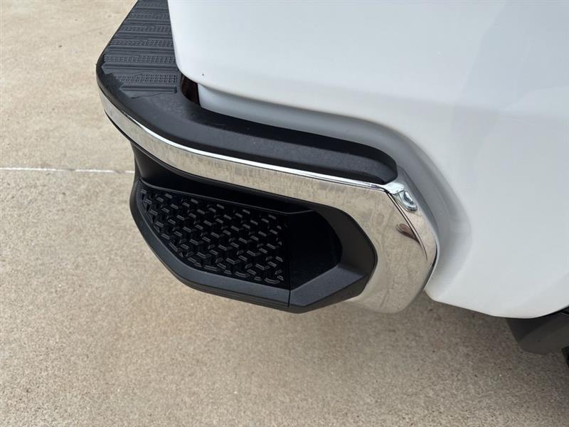 GMC Sierra 1500 Pro Double Cab 4WD 2023