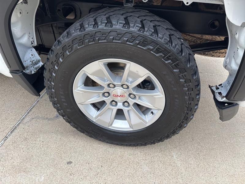 GMC Sierra 1500 Pro Double Cab 4WD 2023