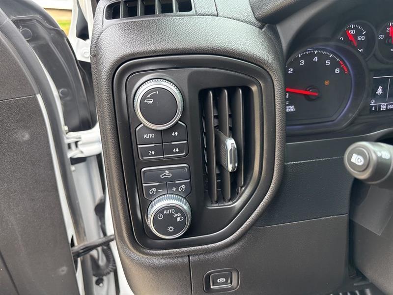 GMC Sierra 1500 Pro Double Cab 4WD 2023