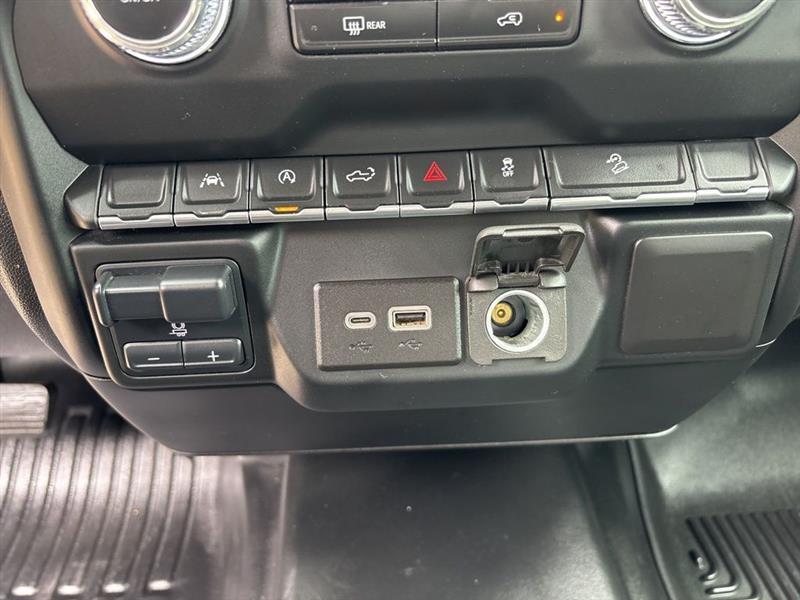 GMC Sierra 1500 Pro Double Cab 4WD 2023