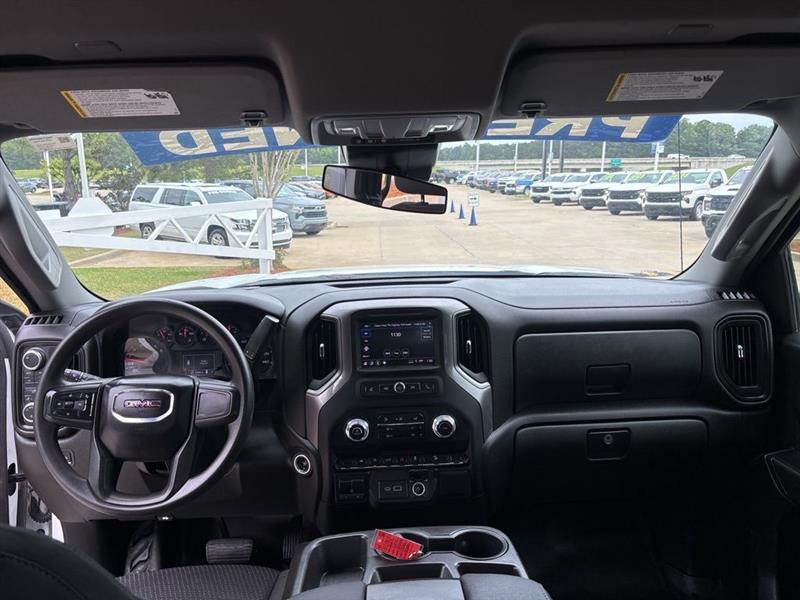 GMC Sierra 1500 Pro Double Cab 4WD 2023