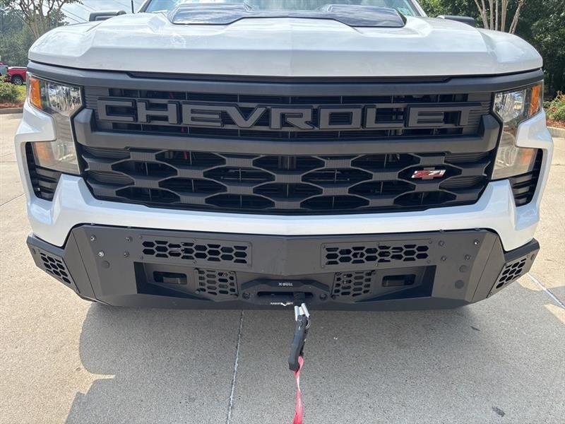 Chevrolet Silverado 1500 Trail Boss Custom Crew Cab 4WD 2023