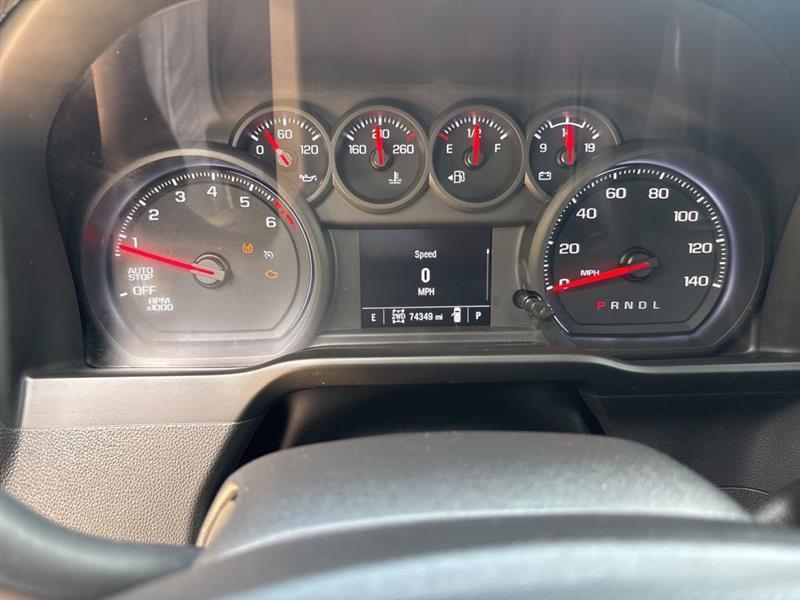 Chevrolet Silverado 1500 Trail Boss Custom Crew Cab 4WD 2023
