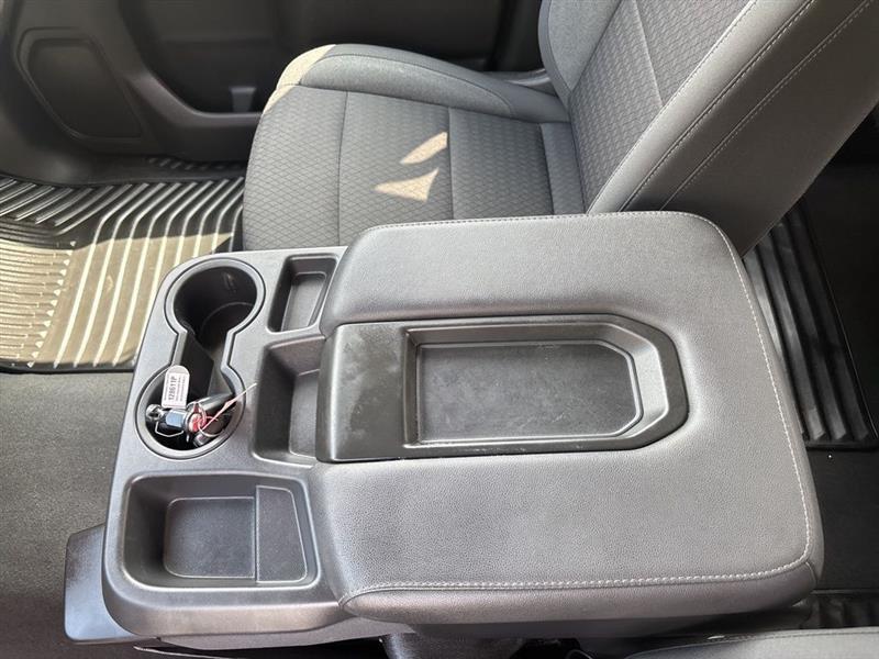 Chevrolet Silverado 1500 Trail Boss Custom Crew Cab 4WD 2023