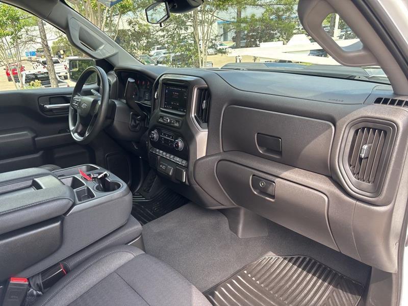 Chevrolet Silverado 1500 Trail Boss Custom Crew Cab 4WD 2023