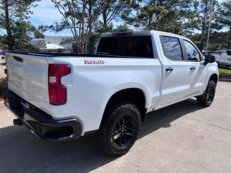 Chevrolet Silverado 1500 Trail Boss LT Crew Cab 4WD 2026