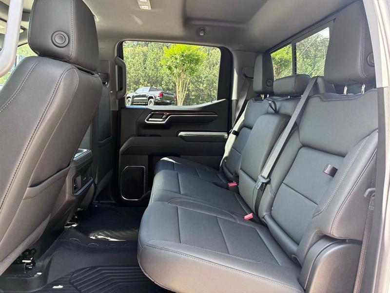 Chevrolet Silverado 1500 Trail Boss LT Crew Cab 4WD 2026