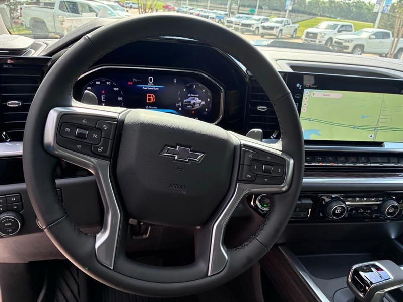 Chevrolet Silverado 1500 Trail Boss LT Crew Cab 4WD 2026