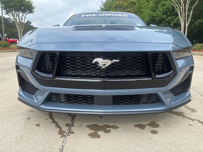 Ford Mustang GT Premium Coupe 2025