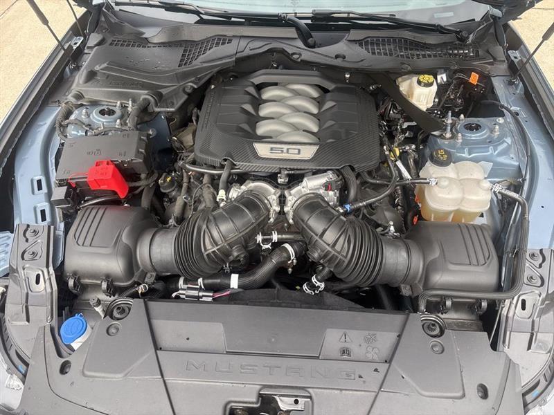 Ford Mustang GT Premium Coupe 2025