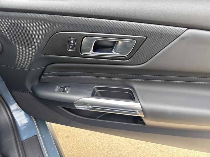 Ford Mustang GT Premium Coupe 2025