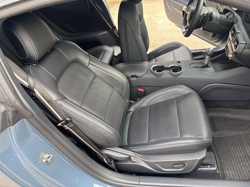 Ford Mustang GT Premium Coupe 2025