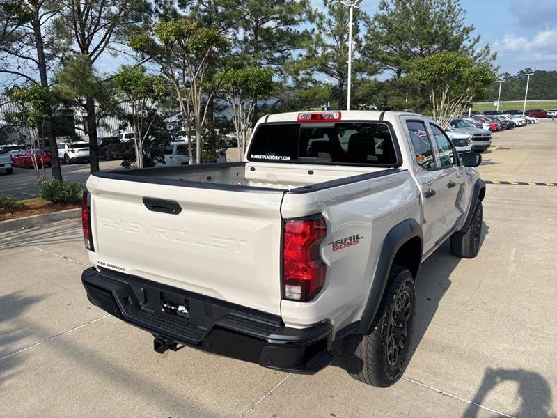 Chevrolet Colorado Trail Boss Crew Cab 4WD 2026
