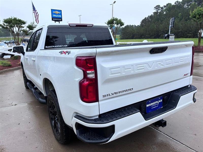 Chevrolet Silverado 1500 RST Crew Cab 4WD 2026