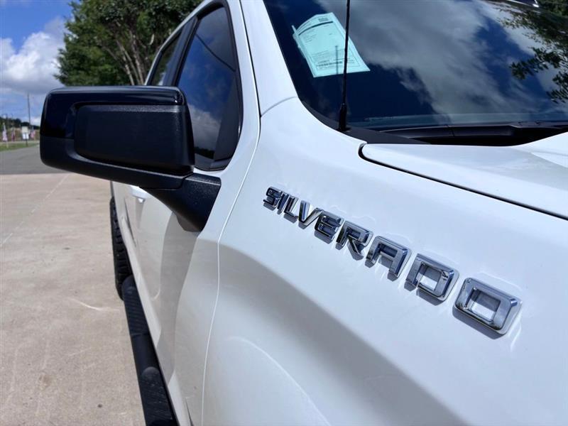 Chevrolet Silverado 1500 RST Crew Cab 4WD 2026