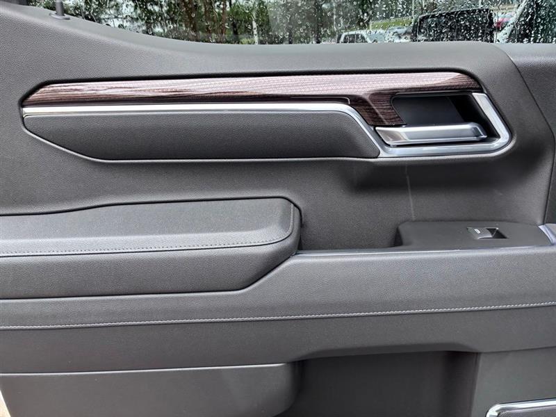 Chevrolet Silverado 1500 RST Crew Cab 4WD 2026