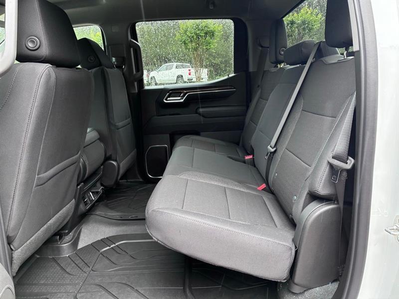 Chevrolet Silverado 1500 RST Crew Cab 4WD 2026