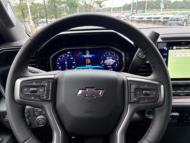 Chevrolet Silverado 1500 RST Crew Cab 4WD 2026