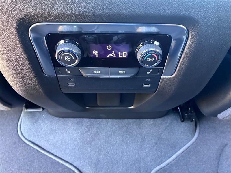 Chevrolet Tahoe Premier 4WD 2026