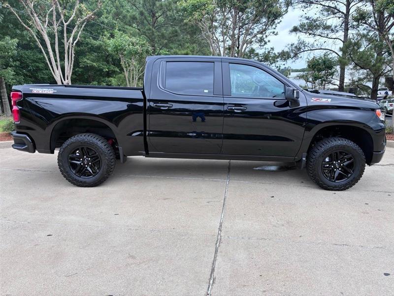 Chevrolet Silverado 1500 Trail Boss LT Crew Cab 4WD 2026