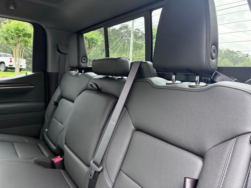 Chevrolet Silverado 1500 Trail Boss LT Crew Cab 4WD 2026