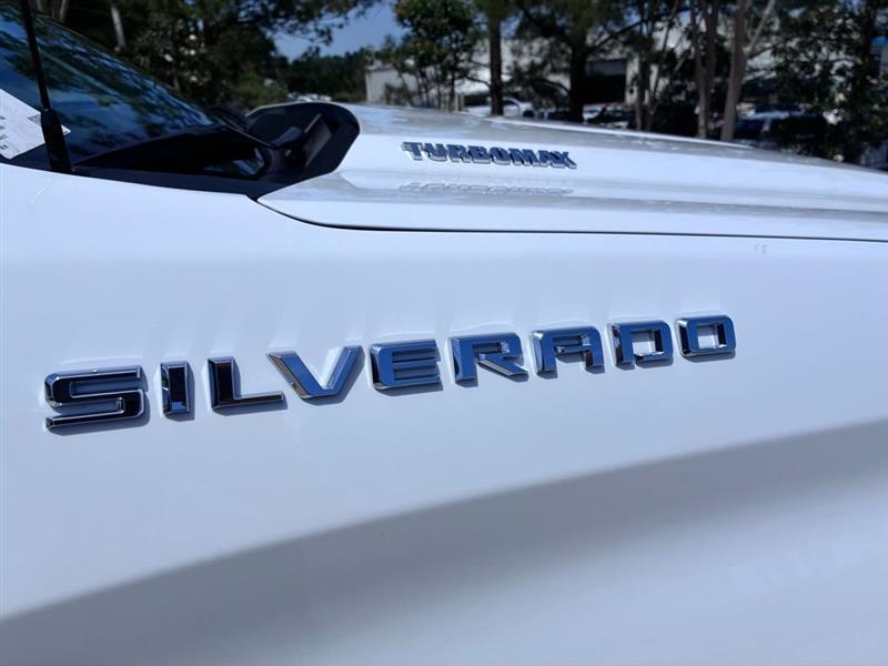 Chevrolet Silverado 1500 RST Crew Cab 4WD 2026