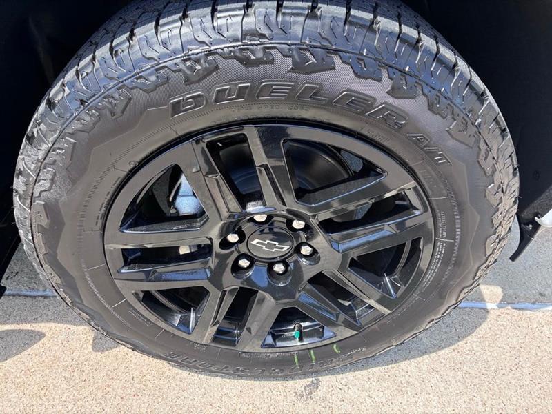 Chevrolet Silverado 1500 RST Crew Cab 4WD 2026