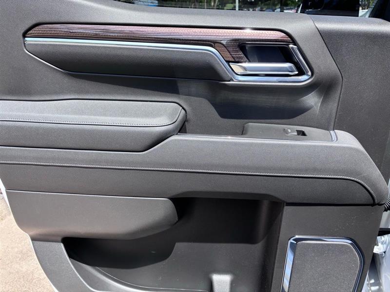 Chevrolet Silverado 1500 RST Crew Cab 4WD 2026