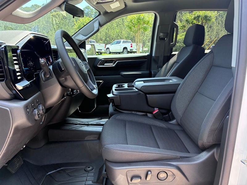 Chevrolet Silverado 1500 RST Crew Cab 4WD 2026