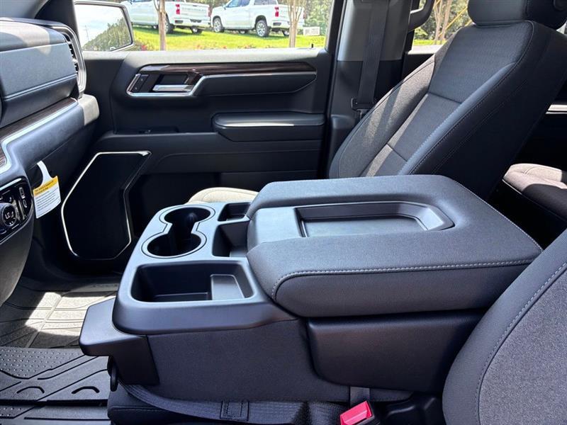 Chevrolet Silverado 1500 RST Crew Cab 4WD 2026