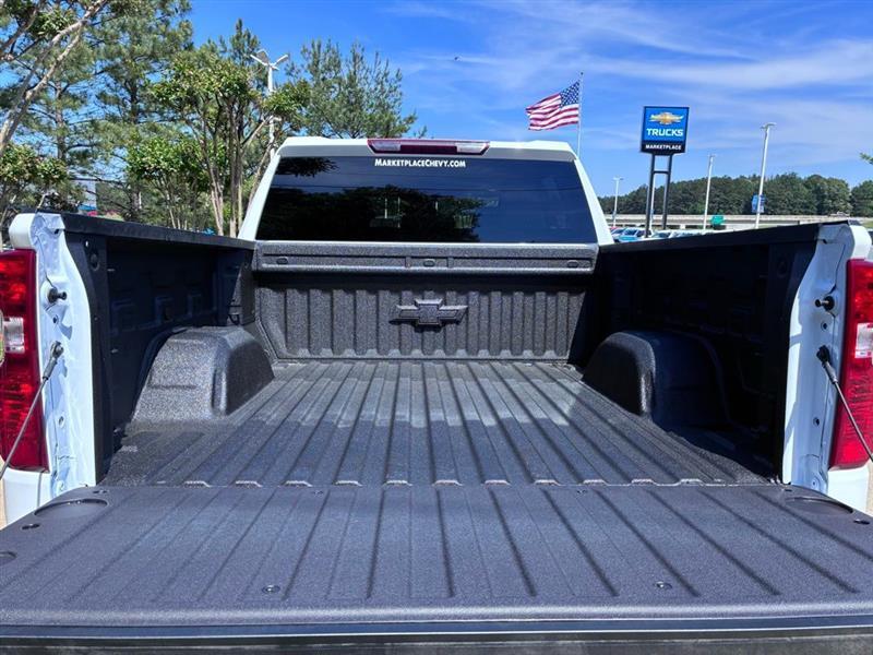 Chevrolet Silverado 1500 Trail Boss Custom Crew Cab 4WD 2026