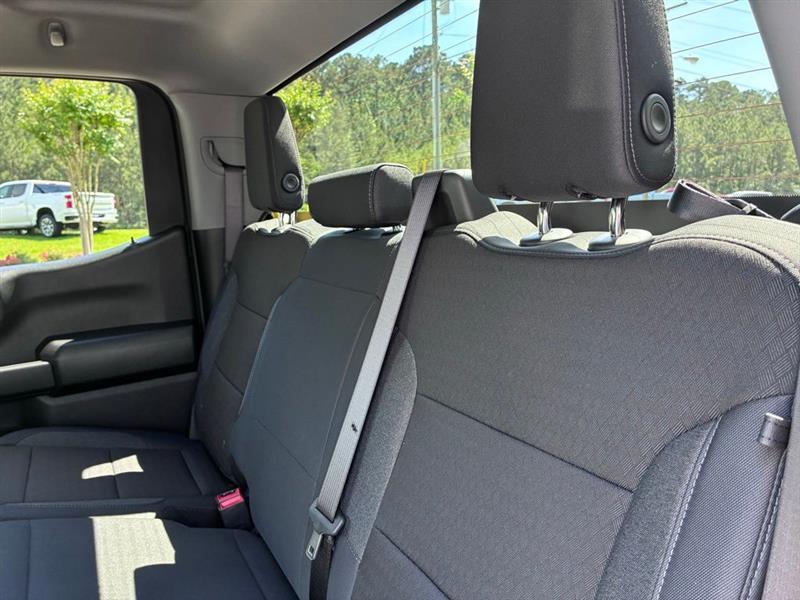 Chevrolet Silverado 1500 Trail Boss Custom Crew Cab 4WD 2026