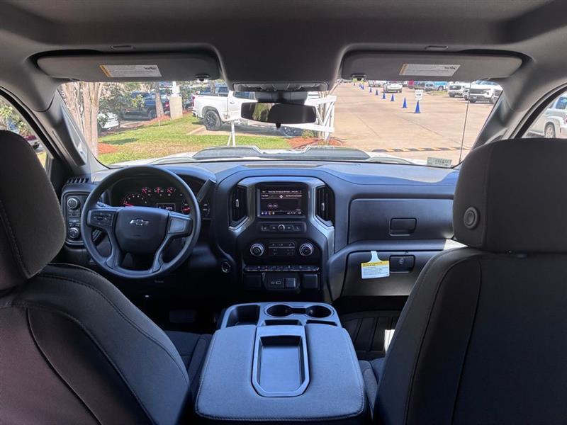 Chevrolet Silverado 1500 Trail Boss Custom Crew Cab 4WD 2026