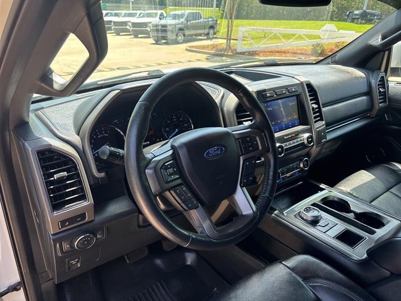 Ford Expedition  2020