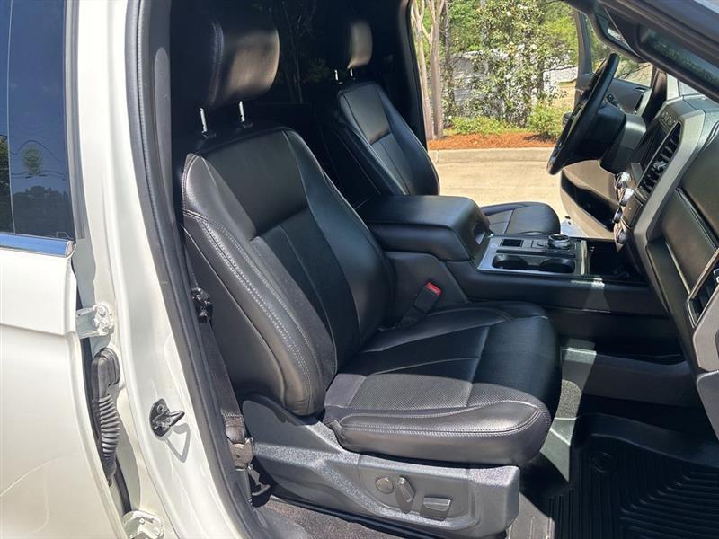 Ford Expedition  2020