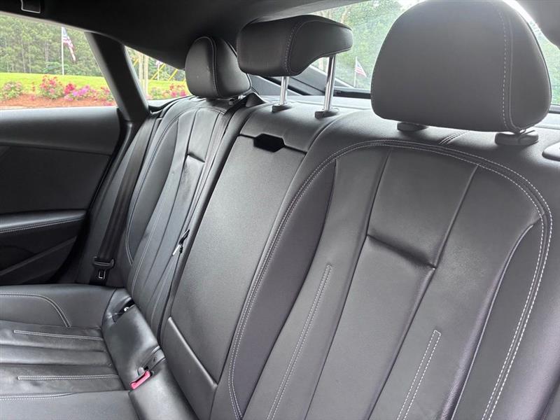 Audi A5 Premium S line 45 TFSII quattro 2024