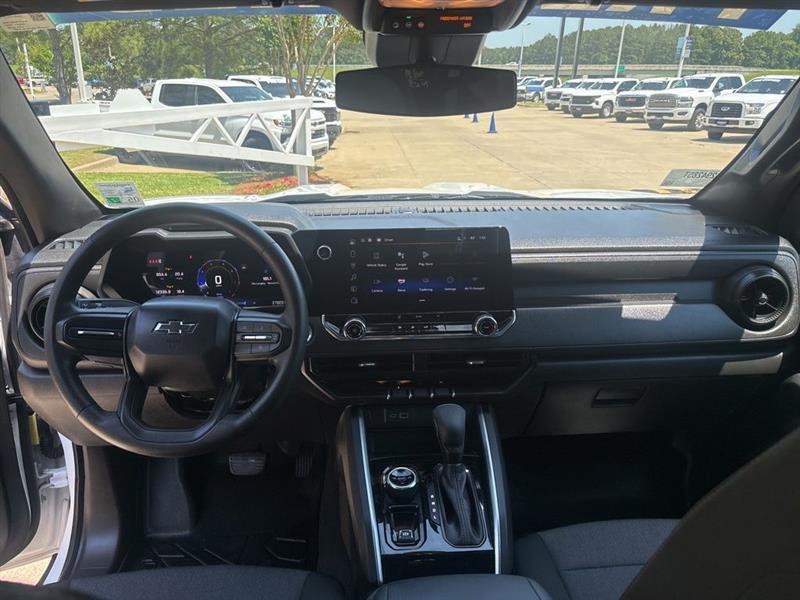Chevrolet Colorado Trail Boss Crew Cab 4WD 2024