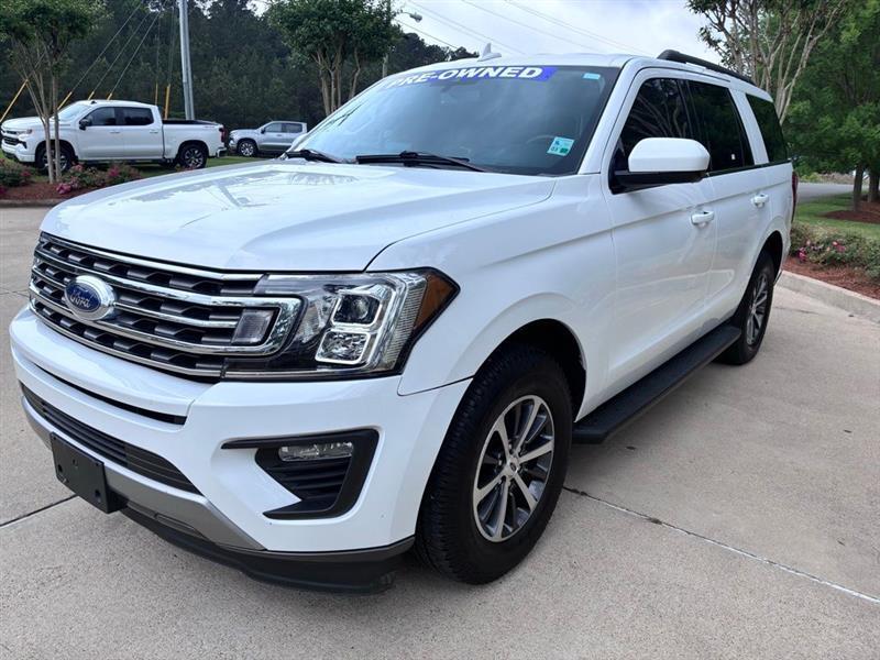 Ford Expedition XLT 2021