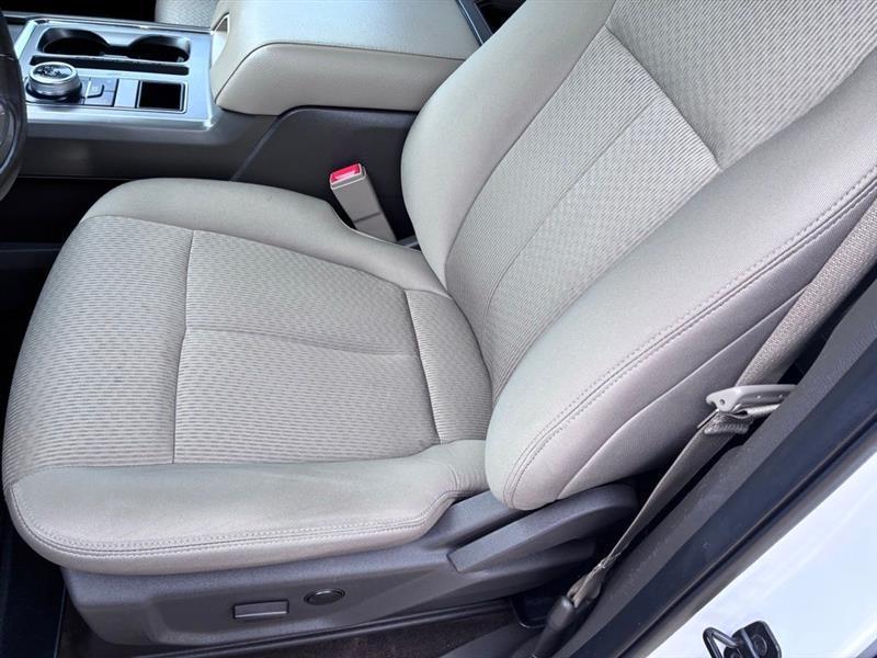 Ford Expedition XLT 2021
