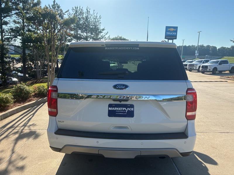 Ford Expedition XLT 2021