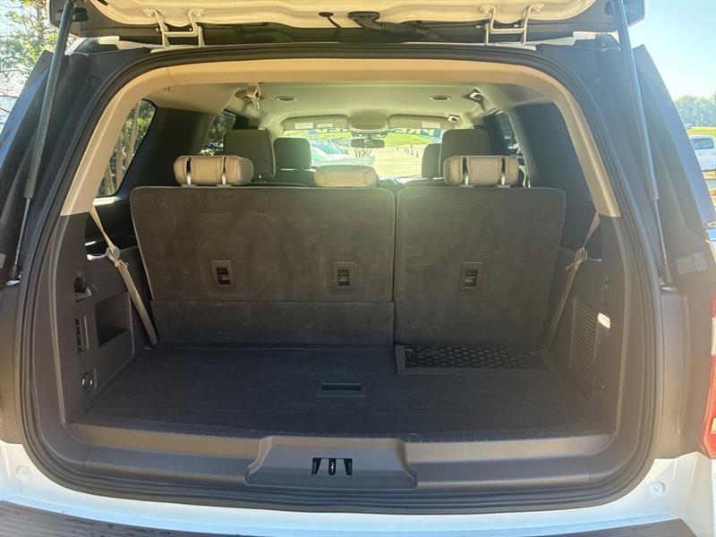 Ford Expedition XLT 2021