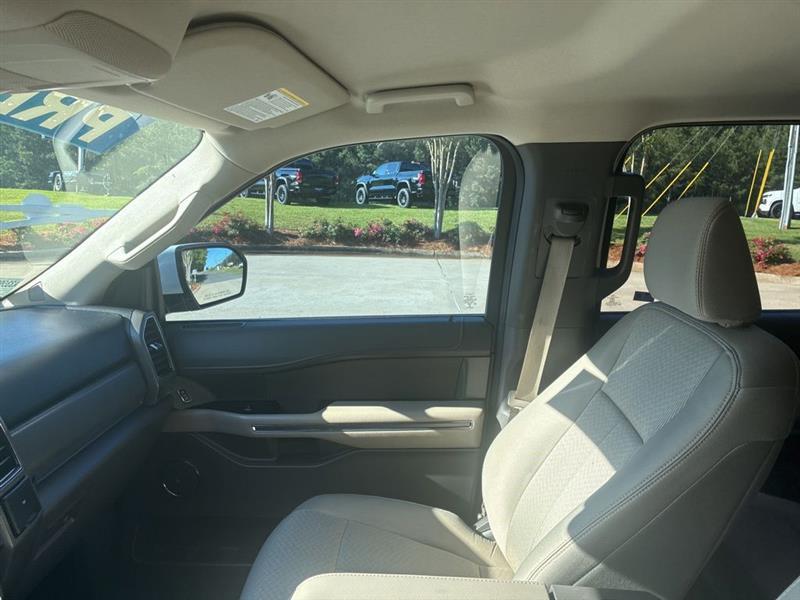 Ford Expedition XLT 2021