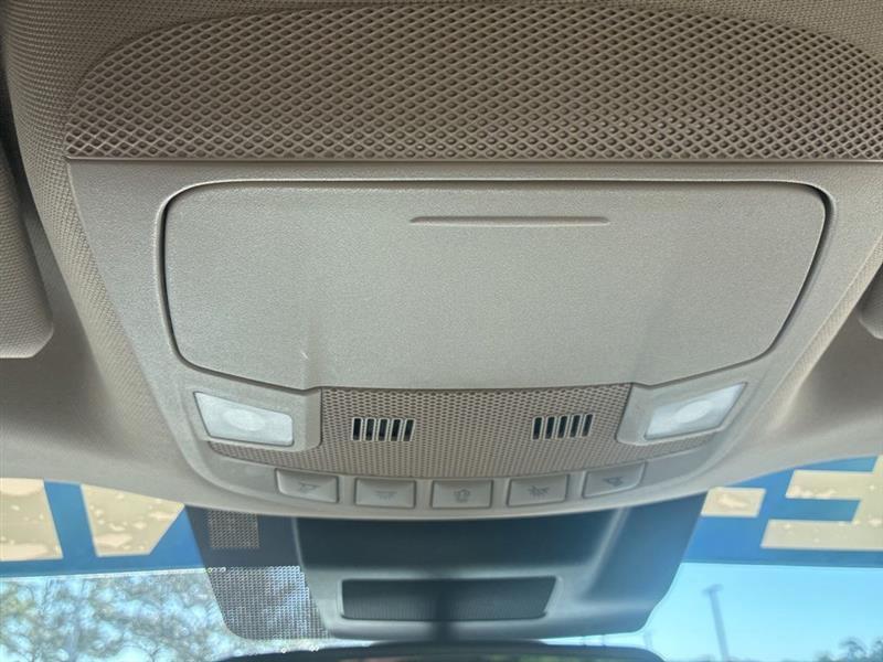 Ford Expedition XLT 2021