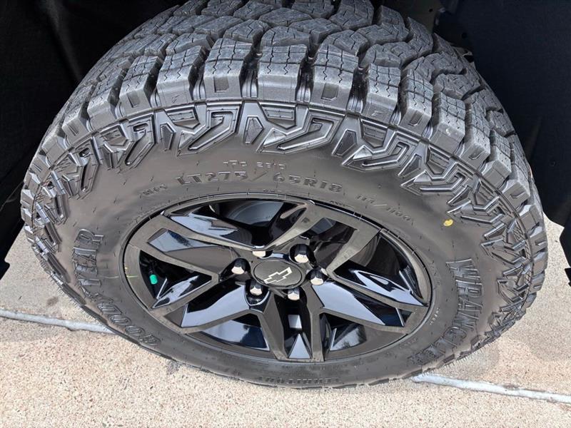 Chevrolet Silverado 1500 Trail Boss LT Crew Cab 4WD 2026
